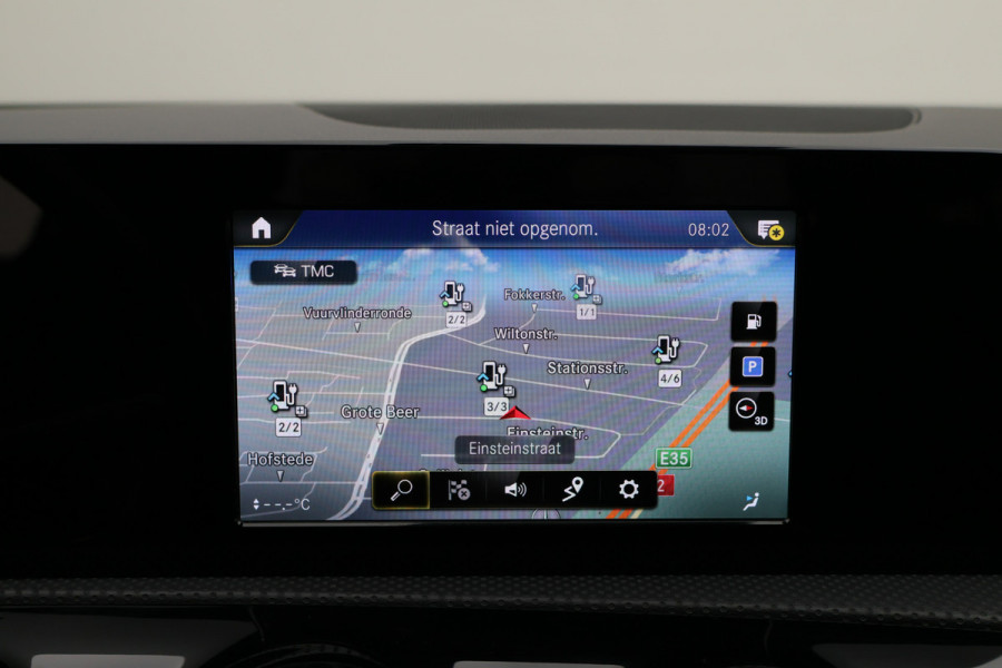Mercedes-Benz A-Klasse 250 e Business Solution AMG Limited SOH 100%, Sfeerverlichting, Apple Carplay, Camera, LED, Lane Assist, 18"