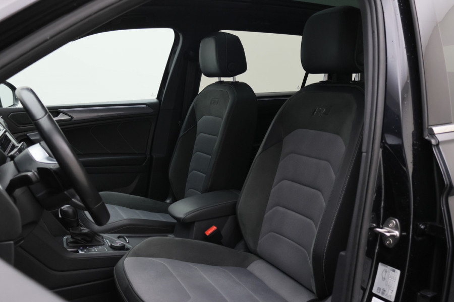 Volkswagen Tiguan Allspace 2.0 TSI 4Motion Highline Business R Panoramadak, Camera, Apple CarPlay, ACC, Keyless, Trekhaak, 20"