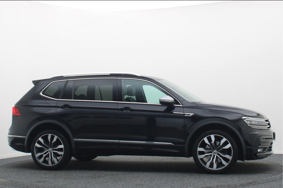 Volkswagen Tiguan Allspace 2.0 TSI 4Motion Highline Business R Panoramadak, Camera, Apple CarPlay, ACC, Keyless, Trekhaak, 20"