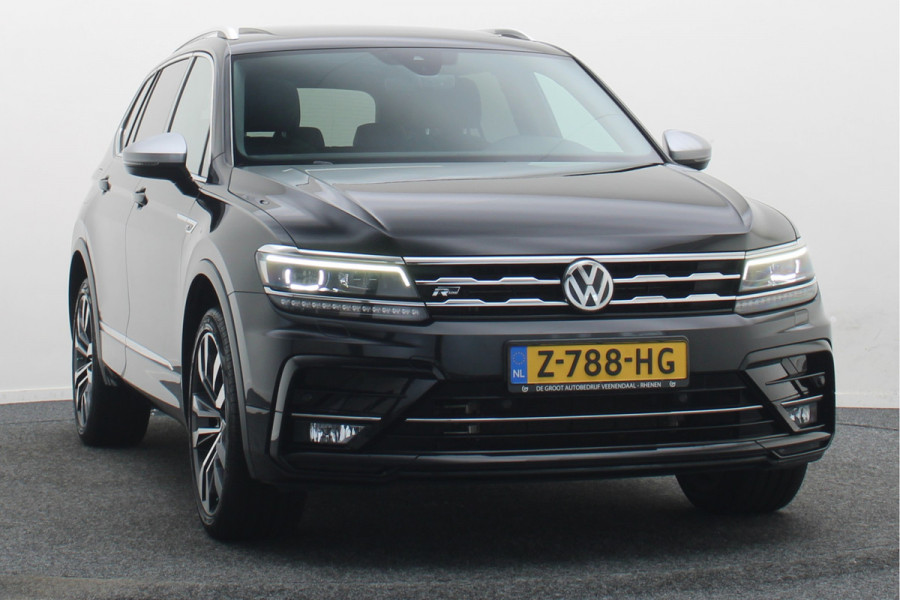Volkswagen Tiguan Allspace 2.0 TSI 4Motion Highline Business R Panoramadak, Camera, Apple CarPlay, ACC, Keyless, Trekhaak, 20"