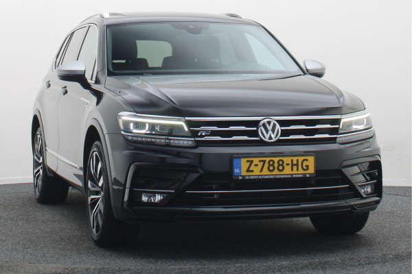 Volkswagen Tiguan Allspace 2.0 TSI 4Motion Highline Business R Panoramadak, Camera, Apple CarPlay, ACC, Keyless, Trekhaak, 20"