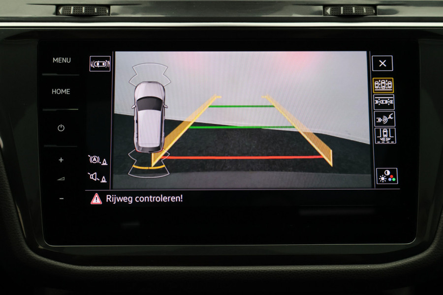 Volkswagen Tiguan Allspace 2.0 TSI 4Motion Highline Business R Panoramadak, Camera, Apple CarPlay, ACC, Keyless, Trekhaak, 20"
