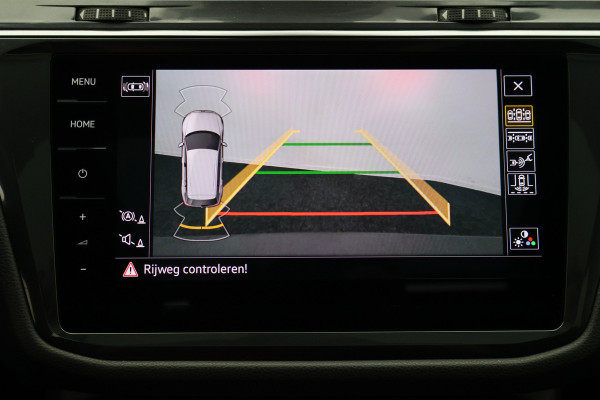 Volkswagen Tiguan Allspace 2.0 TSI 4Motion Highline Business R Panoramadak, Camera, Apple CarPlay, ACC, Keyless, Trekhaak, 20"