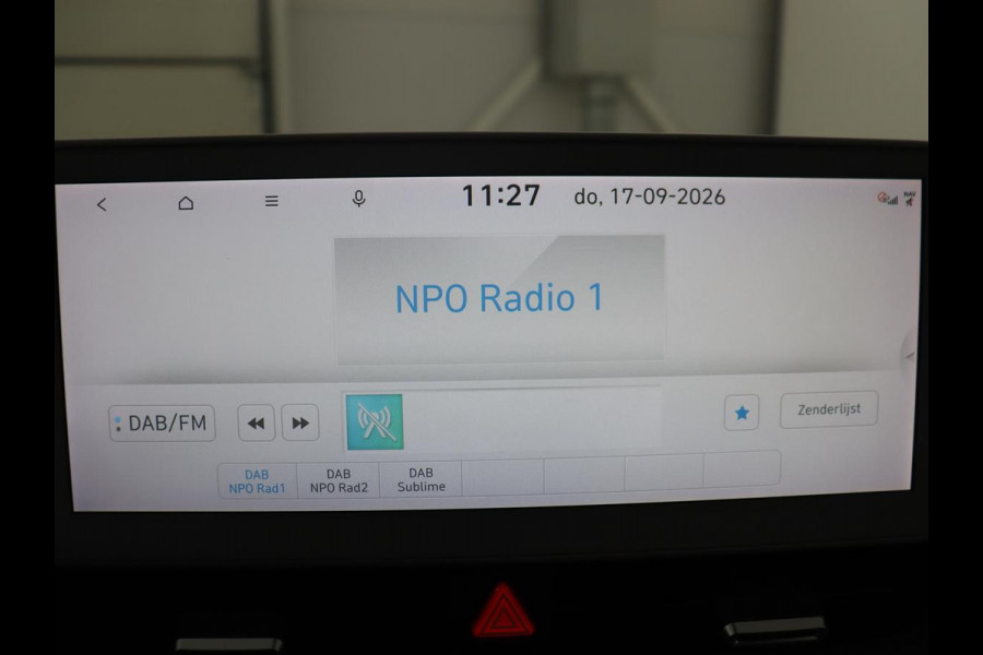 Hyundai IONIQ 5 Lounge 73kWh | SOH 96,2% | Leder | Memory | Stuur/stoel verwarming | Stoelventilatie | Adaptive cruise | Trekhaak | Head-up | 360 camera | Park assist | BOSE sound | Carplay