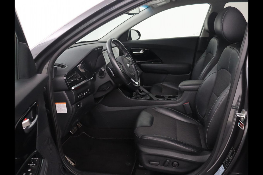 Kia Niro 1.6 GDi Hybrid Style Edition | Leder | Adaptive cruise | Dodehoek detectie | Stoelverwarming | Trekhaak | JBL sound | Carplay | Camera | Park assist | Climate control