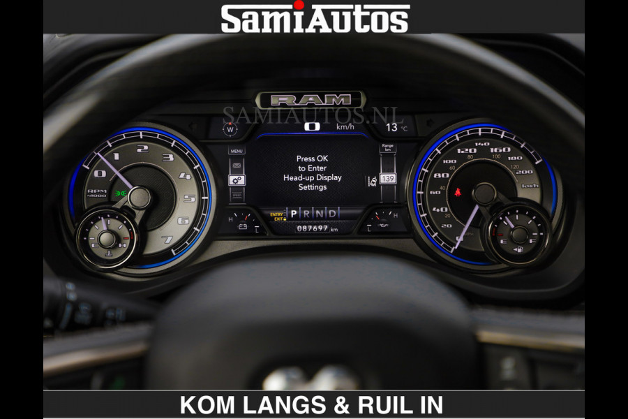 Dodge Ram LIMITED 5.7 V8 HEMI | TOP STAAT | BOM VOL | HUD | LUCHTVERING | STRIPING | BREDE WIELEN | OPEN UITLAAT KLEP | ADAPTIVE | PANO |  CREW CAB | DUBBELE CABINE | 5 PERSOONS |