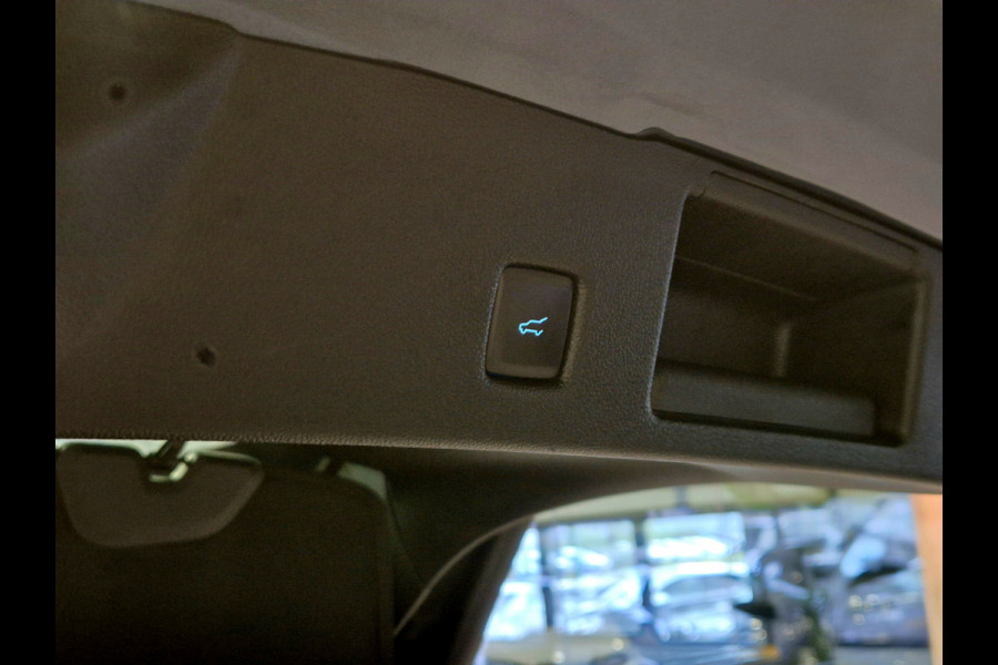 Ford Kuga 2.5 PHEV ST-Line X Panorama | Camera | HUD | Winterpack | Carplay-Android