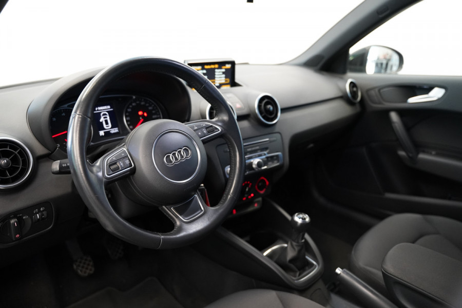 Audi A1 Sportback 1.4 TFSI Advance S-line Navigatie 17'lmv 43.798km!