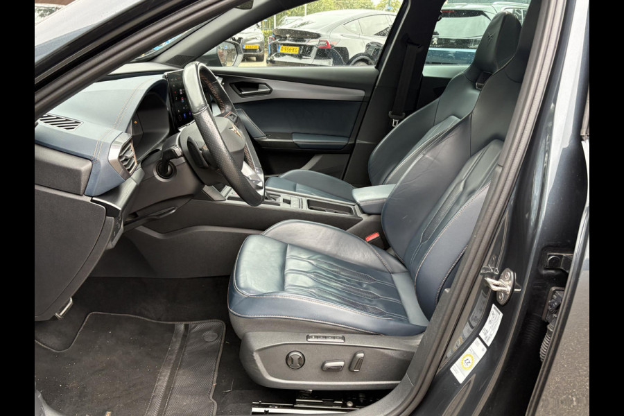 CUPRA Formentor 1.4 e-Hybrid VZ Performance VAN: € 32.900,- VOOR: 29.440,- UW HERFSTVOORDEEL: 3.460,- 245 PK | PLUG-IN-HYBRIDE | MEMORY | PANORAMADAK | 360° CAMERA | STOEL- & STUURVERWARMING | DODEHOEK | RIJKLAARPRIJS INCL. 12 MND BOVAG GARANTIE