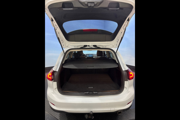 Ford FOCUS Wagon 1.0 EcoBoost Hybrid Titanium Navi | Clima | Cruise | PDC | Trekhaak
