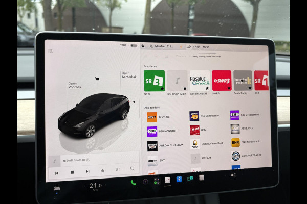 Tesla Model Y Long Range AWD 75 kWh VAN:40.900,- VOOR:37.440,- UW HERFSTVOORDEEL:3.460,- | SOH 94% | RIJKLAAR GELEVERD | AFNEEMBARE TREKHAAK |TESLA FABRIEKSGARANTIE TOT 06-2027 OF 80.000 KM | TESLA GARANTIE ACCU + AANDRIJFLIJN T/M 06-2031 OF 192.000 KM
