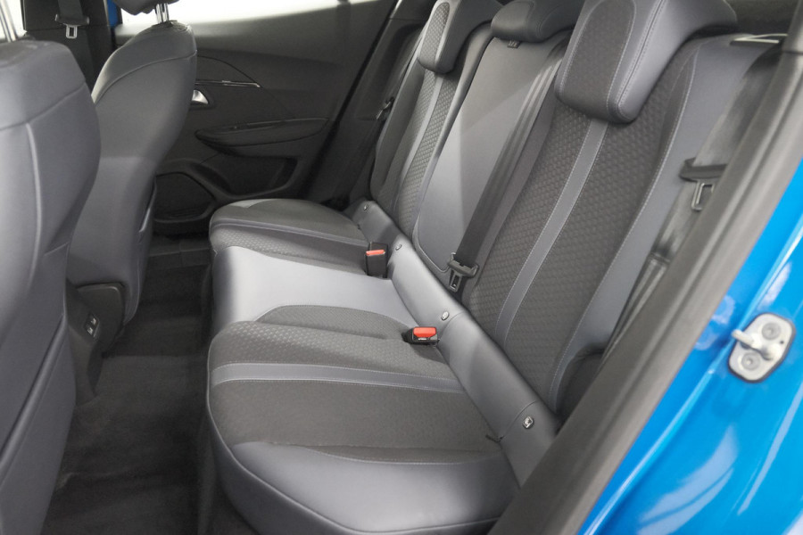 Peugeot 2008 PureTech 130 EAT8 Allure | Camera | Navigatie | Apple Carplay | Parkeersensoren