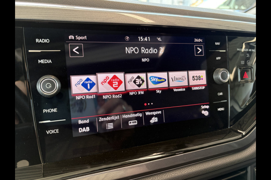 Volkswagen Polo 2.0 TSi 200pk GTi DSG 5-drs. SCHUIFDAK/BEATS/KEYLESS/CAMERA/DODEHOEK/1E EIGENAAR!