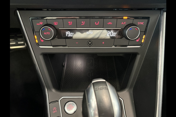 Volkswagen Polo 2.0 TSi 200pk GTi DSG 5-drs. SCHUIFDAK/BEATS/KEYLESS/CAMERA/DODEHOEK/1E EIGENAAR!