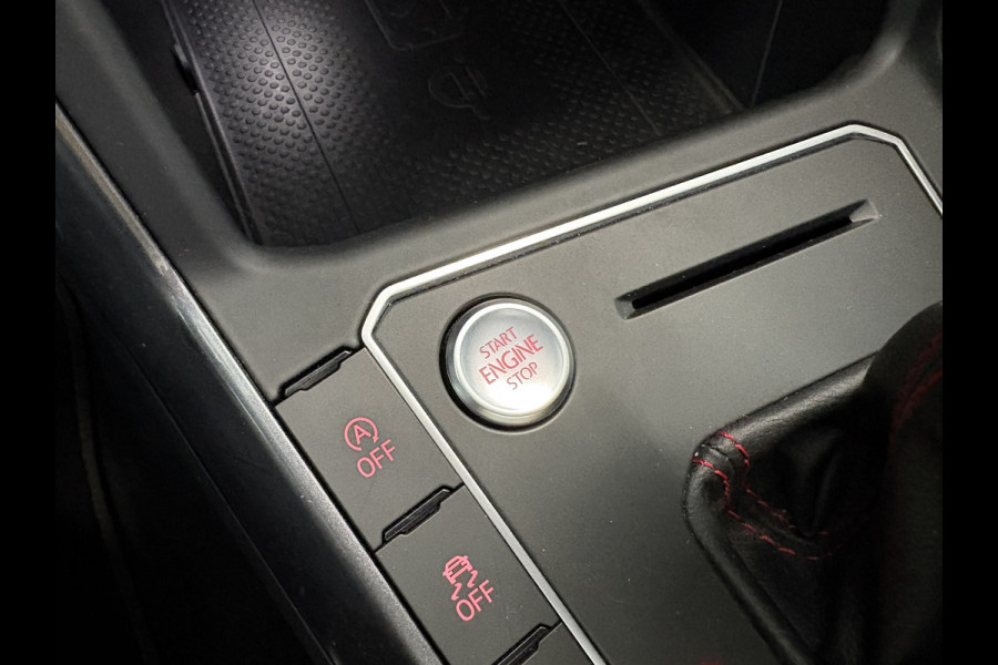 Volkswagen Polo 2.0 TSi 200pk GTi DSG 5-drs. SCHUIFDAK/BEATS/KEYLESS/CAMERA/DODEHOEK/1E EIGENAAR!