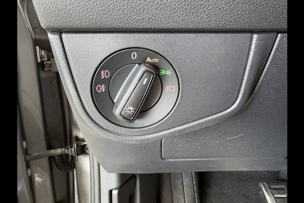 Volkswagen Polo 2.0 TSi 200pk GTi DSG 5-drs. SCHUIFDAK/BEATS/KEYLESS/CAMERA/DODEHOEK/1E EIGENAAR!