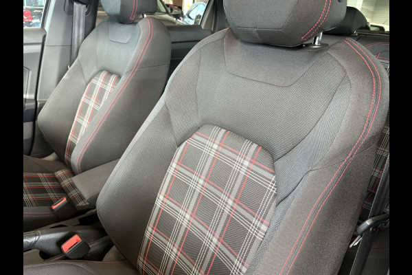 Volkswagen Polo 2.0 TSi 200pk GTi DSG 5-drs. SCHUIFDAK/BEATS/KEYLESS/CAMERA/DODEHOEK/1E EIGENAAR!