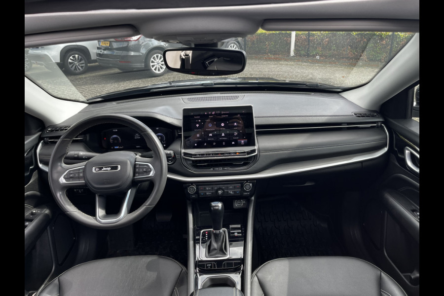 Jeep Compass 1.3T Limited 150pk/110Kw DDCT Automaat | Panodak | Adapt. Cruise | Carplay/Android Auto | Keyless |
