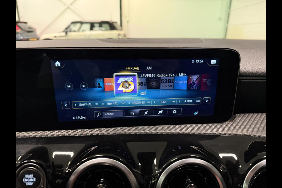 Mercedes-Benz A-Klasse 250 e 19''AMG WIDE SCREEN NAVI/V-COCKPIT/DAB/CARPLAY/LED/STOEL-M//
