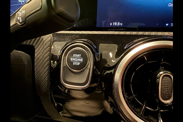 Mercedes-Benz A-Klasse 250 e 19''AMG WIDE SCREEN NAVI/V-COCKPIT/DAB/CARPLAY/LED/STOEL-M//