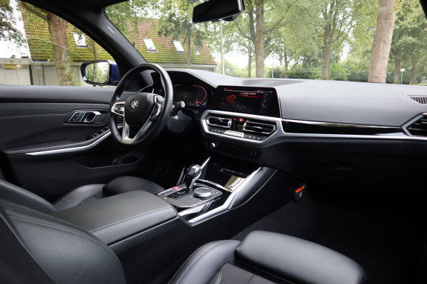 BMW 3-serie 320i Executive Edition | Lederen bekleding | ACC | Carplay |