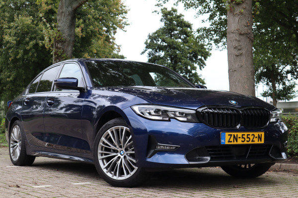BMW 3-serie 320i Executive Edition | Lederen bekleding | ACC | Carplay |