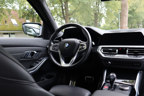 BMW 3-serie 320i Executive Edition | Lederen bekleding | ACC | Carplay |