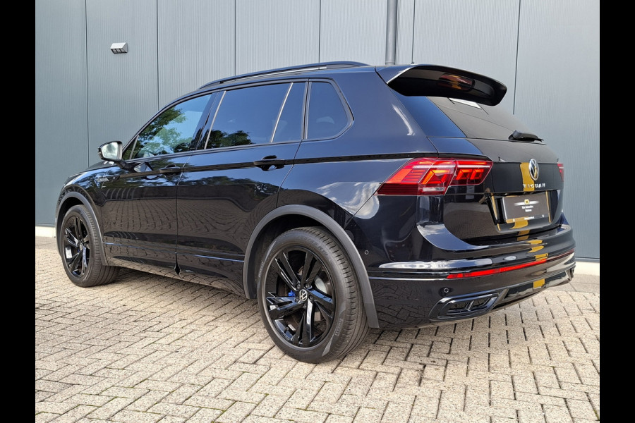 Volkswagen Tiguan 1.5 TSI R-Line Blackstyle * Panoramadak * Stoel/stuurverwarming * Navigatiesysteem