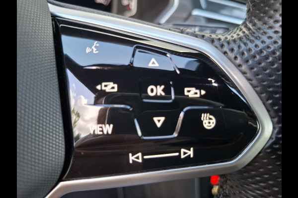 Volkswagen Tiguan 1.5 TSI R-Line Blackstyle * Panoramadak * Stoel/stuurverwarming * Navigatiesysteem