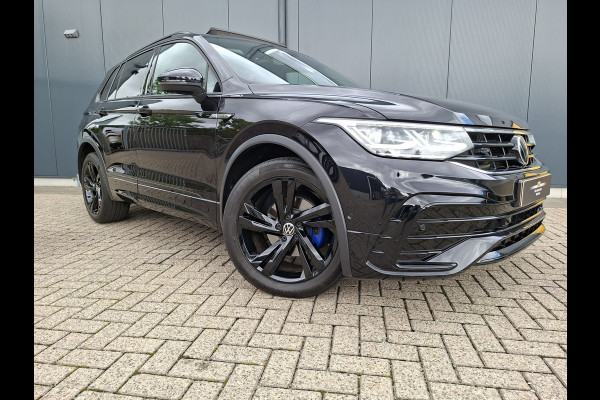 Volkswagen Tiguan 1.5 TSI R-Line Blackstyle * Panoramadak * Stoel/stuurverwarming * Navigatiesysteem
