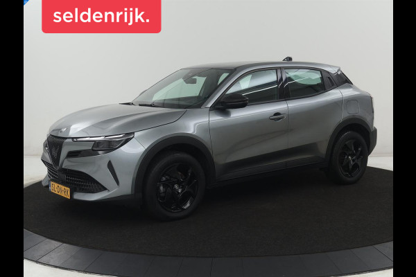 Alfa Romeo junior 1.2 Turbo Hybrid Ibrida | LED | Parkeerhulp | Apple Carplay |
