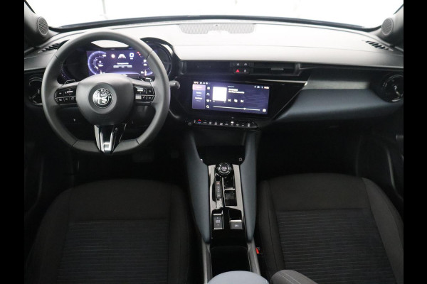 Alfa Romeo junior 1.2 Turbo Hybrid Ibrida | LED | Parkeerhulp | Apple Carplay |