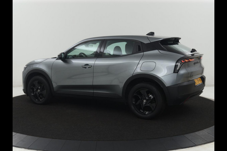 Alfa Romeo junior 1.2 Turbo Hybrid Ibrida | LED | Parkeerhulp | Apple Carplay |