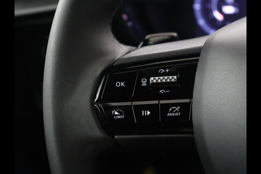 Alfa Romeo junior 1.2 Turbo Hybrid Ibrida | LED | Parkeerhulp | Apple Carplay |