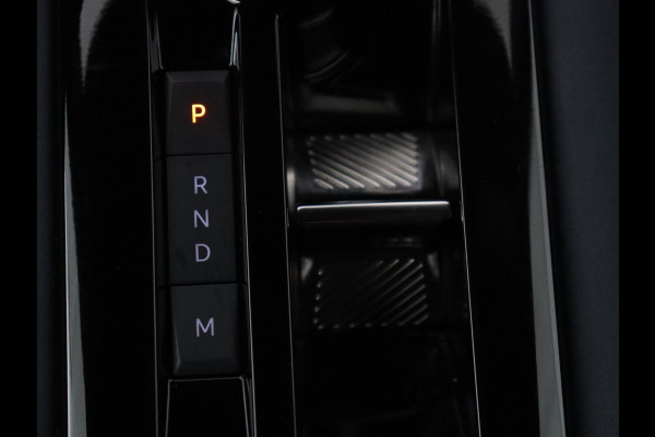 Alfa Romeo junior 1.2 Turbo Hybrid Ibrida | LED | Parkeerhulp | Apple Carplay |