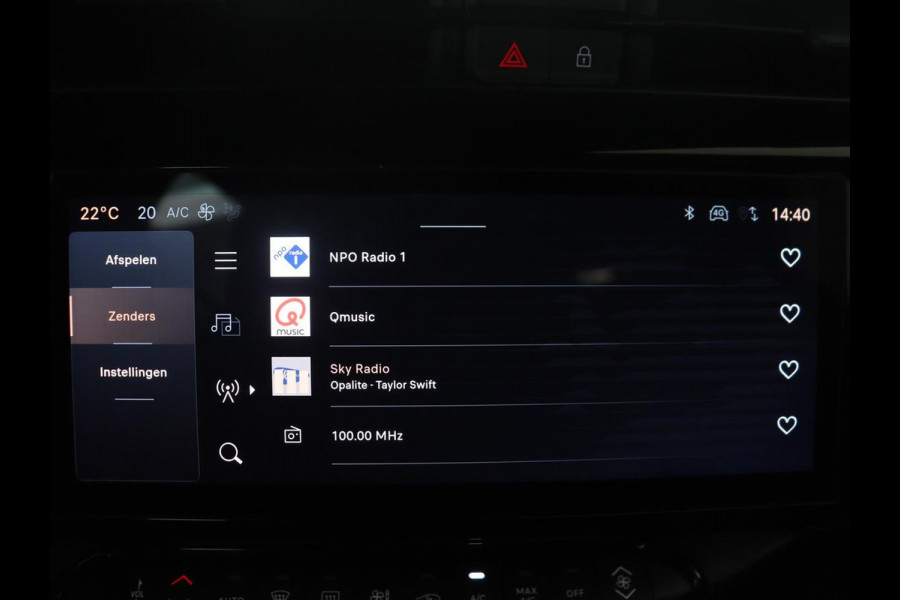 Alfa Romeo junior 1.2 Turbo Hybrid Ibrida | LED | Parkeerhulp | Apple Carplay |