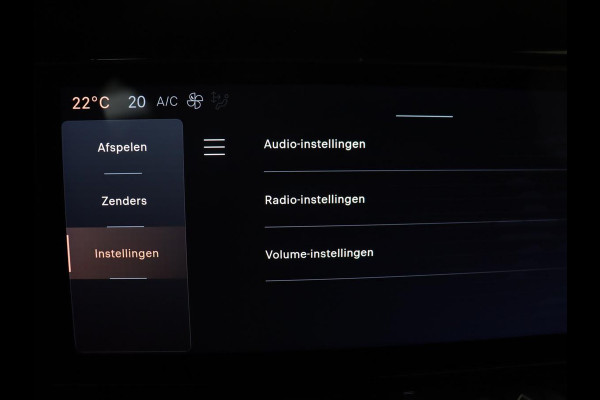 Alfa Romeo junior 1.2 Turbo Hybrid Ibrida | LED | Parkeerhulp | Apple Carplay |