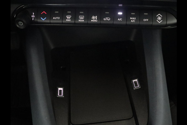 Alfa Romeo junior 1.2 Turbo Hybrid Ibrida | LED | Parkeerhulp | Apple Carplay |