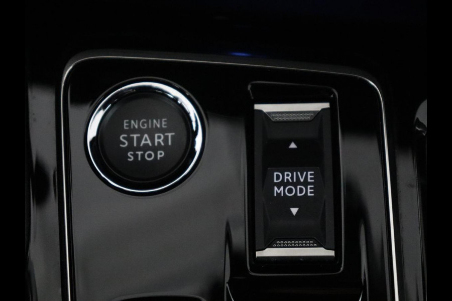 Peugeot 3008 1.6 HYbrid 225 Allure Pack Business SOG 98,2% | Navigatie | Dodehoek ASS | Apple Carplay | Camera |