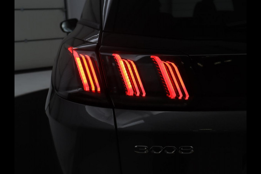 Peugeot 3008 1.6 HYbrid 225 Allure Pack Business SOG 98,2% | Navigatie | Dodehoek ASS | Apple Carplay | Camera |