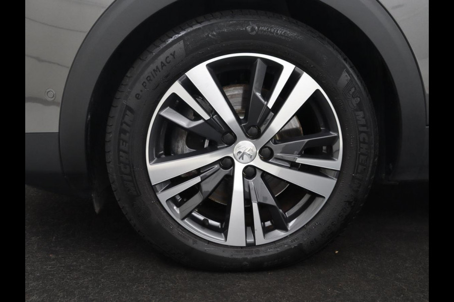 Peugeot 3008 1.6 HYbrid 225 Allure Pack Business SOG 98,2% | Navigatie | Dodehoek ASS | Apple Carplay | Camera |