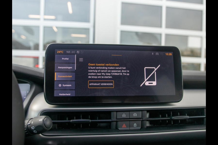 Jeep Avenger 1.2 e-Hybrid Summit | Actieprijs! | Winter Pack | Schuif/Kanteldak | Infotainment &Convenience Pack