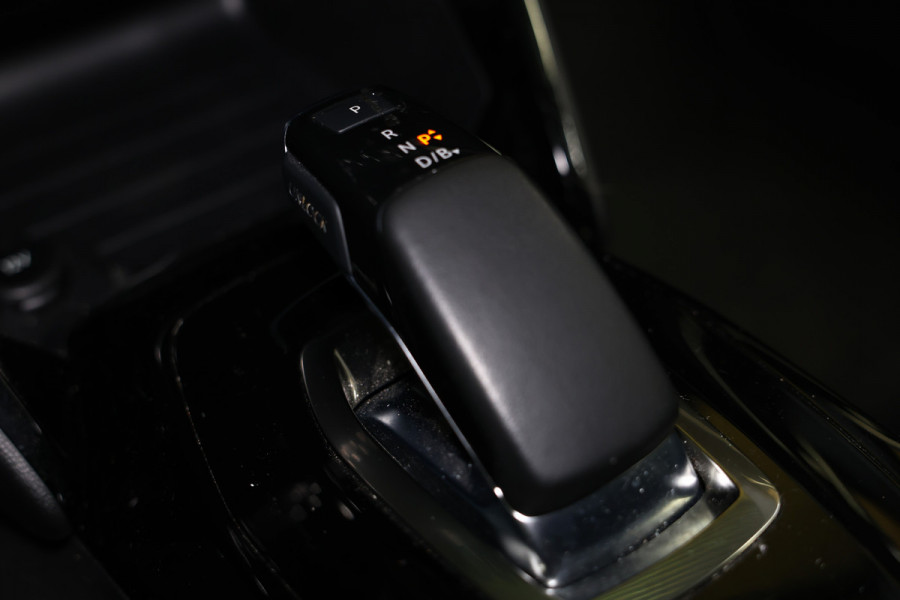 Peugeot e-208 EV Blue Lease Allure 50 kWh AVM CARPLAY VIRTUAL KEYLESS CLIMA CAMERA CRUISE PARK ASS BT"21