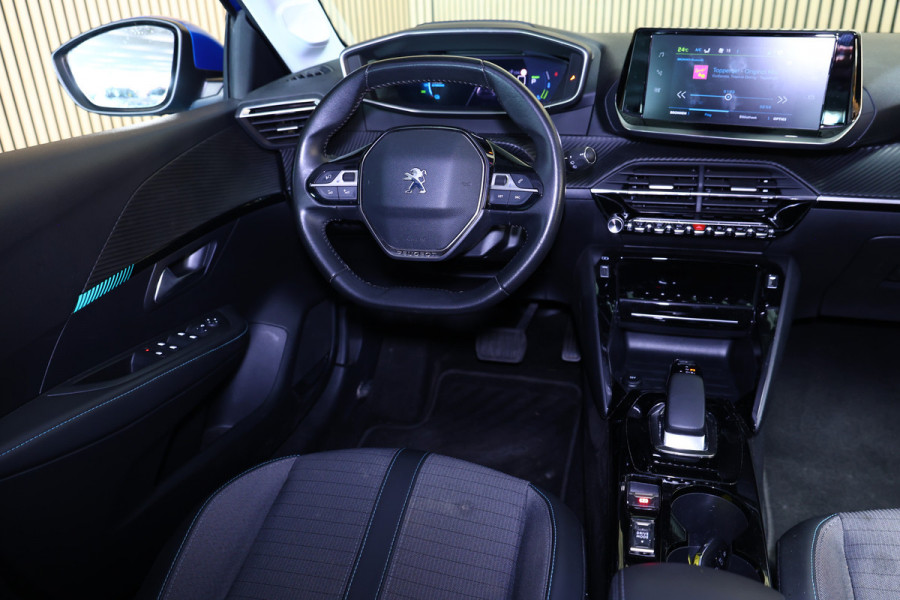 Peugeot e-208 EV Blue Lease Allure 50 kWh AVM CARPLAY VIRTUAL KEYLESS CLIMA CAMERA CRUISE PARK ASS BT"21