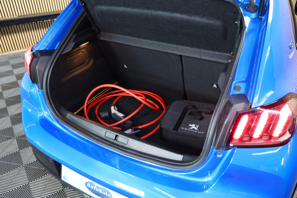 Peugeot e-208 EV Blue Lease Allure 50 kWh AVM CARPLAY VIRTUAL KEYLESS CLIMA CAMERA CRUISE PARK ASS BT"21