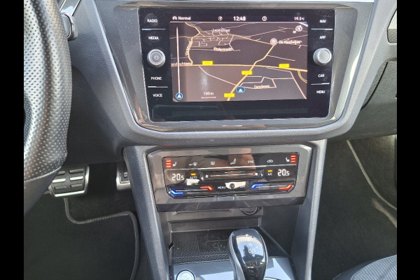 Volkswagen Tiguan 1.5 TSI R-Line Blackstyle * Panoramadak * Stoel/stuurverwarming * Navigatiesysteem