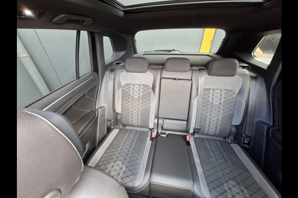 Volkswagen Tiguan 1.5 TSI R-Line Blackstyle * Panoramadak * Stoel/stuurverwarming * Navigatiesysteem