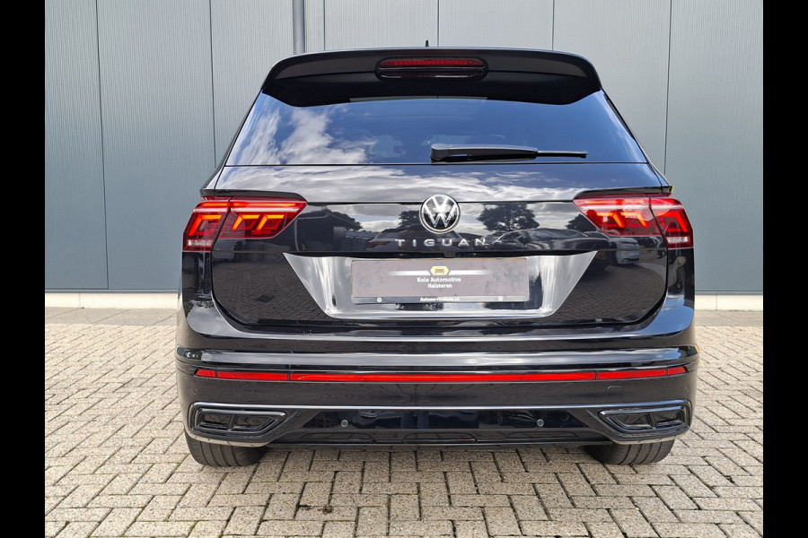 Volkswagen Tiguan 1.5 TSI R-Line Blackstyle * Panoramadak * Stoel/stuurverwarming * Navigatiesysteem