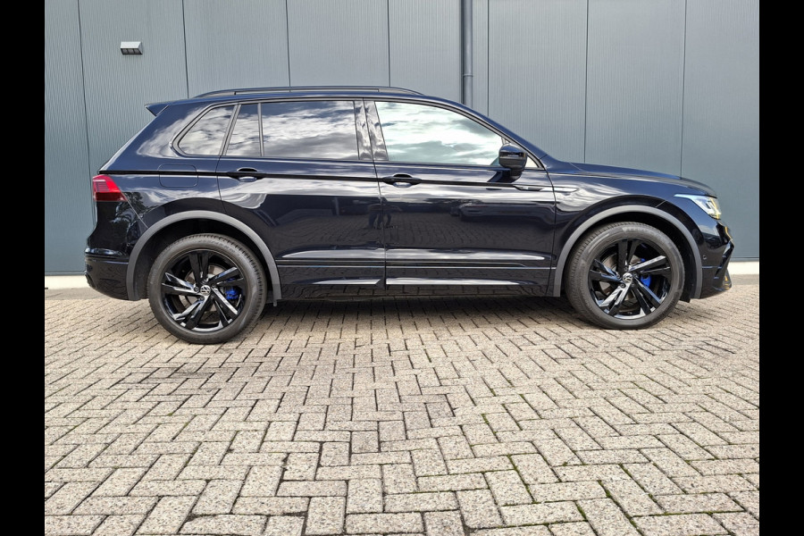Volkswagen Tiguan 1.5 TSI R-Line Blackstyle * Panoramadak * Stoel/stuurverwarming * Navigatiesysteem