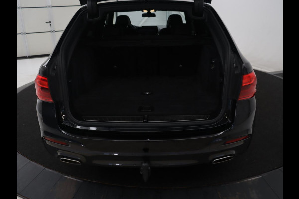 BMW 5 Serie Touring 530i High Executive Edition | M-Pakket | Soelverwarming/ventilatie | Trekhaak | Pano.Dak | Apple Carplay |